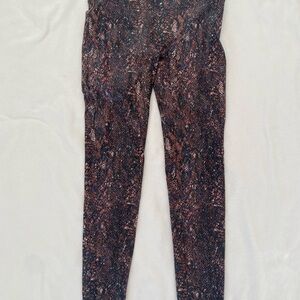 SPANX Patterned Leggings in Black and Brown